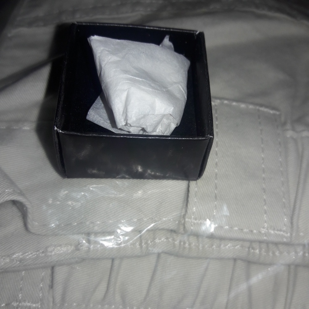 Embellished Heart Band Ring SZ8 - Picture 6 of 8